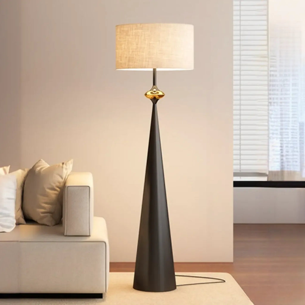 Lampadaire conique contemporain en métal avec abat-jour en tissu